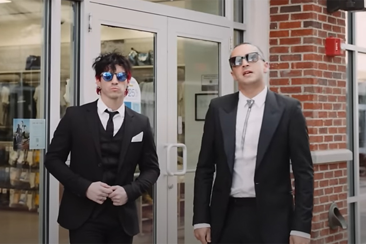 Twenty One Pilots anuncian “Breach”, su octavo álbum, y fecha del primer adelanto