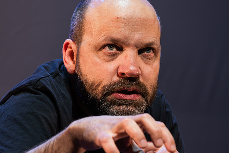 Entrevistamos al cómico y dibujante Miguel Noguera con motivo de su libro “Noguera 100”