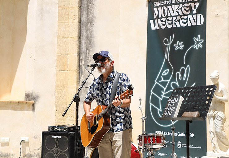 Alma alegre noche y día