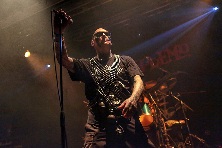 Sangre, fuego y muerte