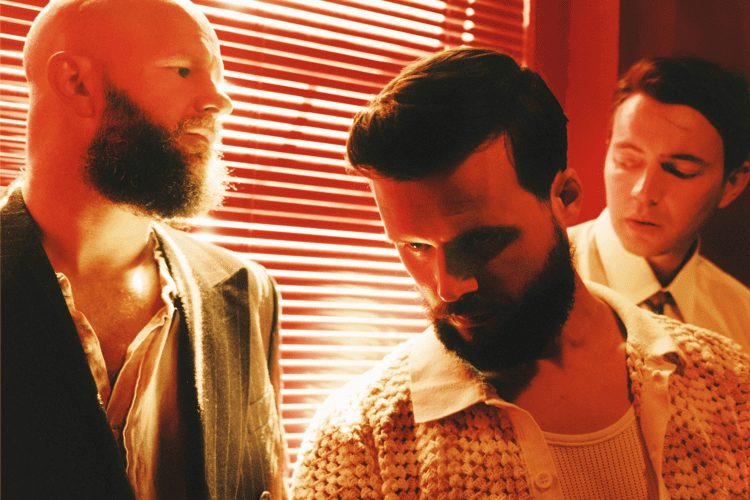White Lies anuncian su séptimo álbum "Night Light"