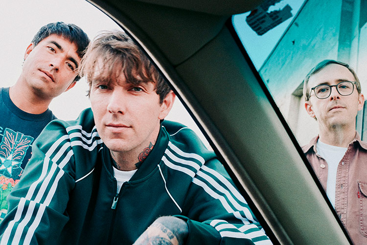 Joyce Manor se acercan a The Smiths en “All My Friends Are So Depressed”