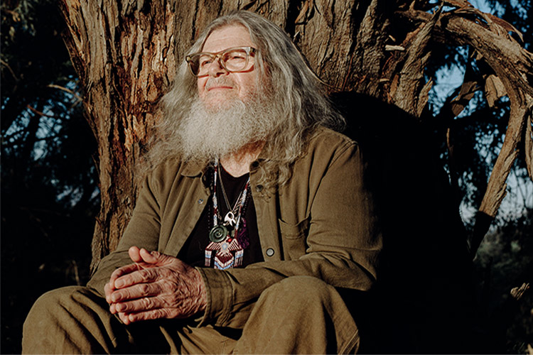 Las cinco canciones esenciales de Gustavo Santaolalla