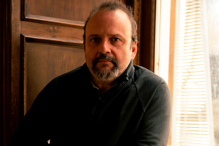 Entrevistamos a Juan Cavestany con motivo de su película 'Madrid, Ext.'