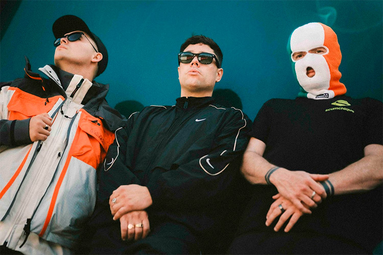 Kneecap anuncian concierto en streaming tras la cancelación de su gira estadounidense