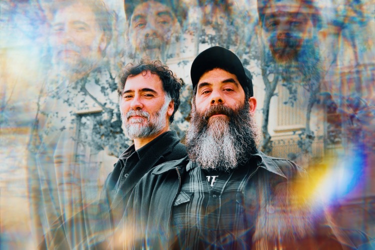 The New Raemon continúa desgranando ”Ocurrimos Lejos” con “Frente A La Bahía”