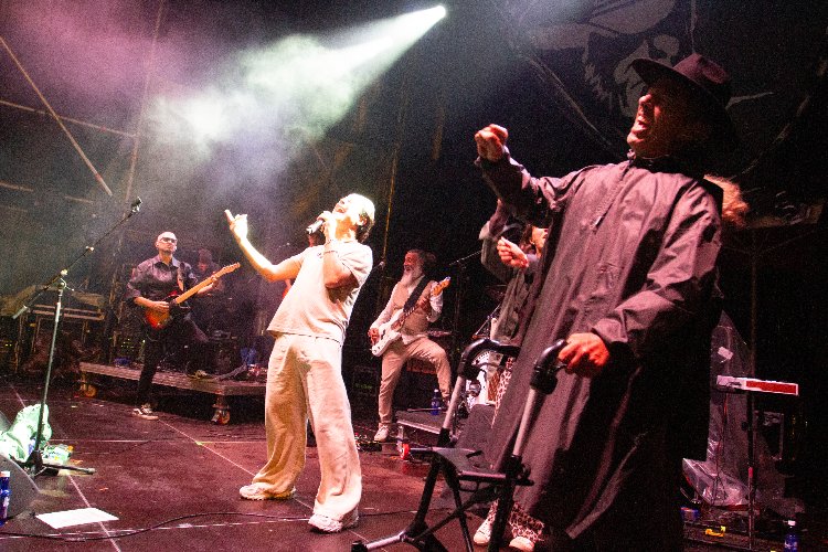 Puerto viejo a ritmo de rock