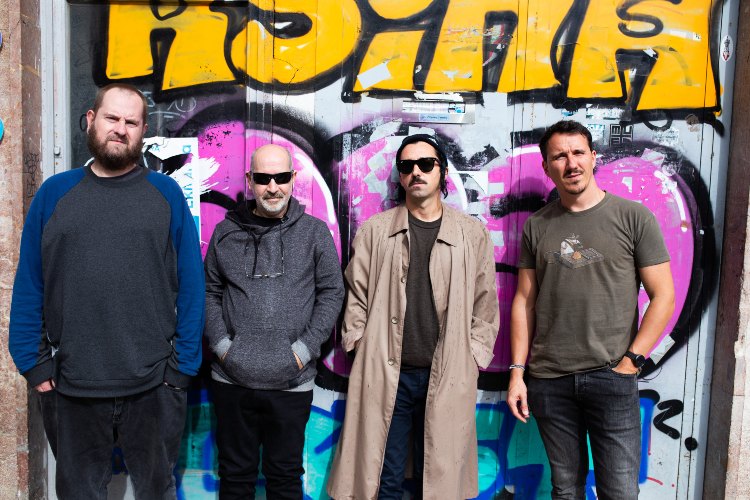 “No queríamos llevar las canciones a donde naturalmente nos pedían”