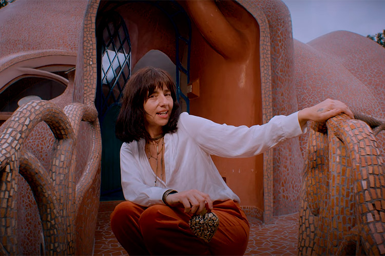 Paz Lenchantin (ex Pixies) elimina un tema, pero publica su álbum