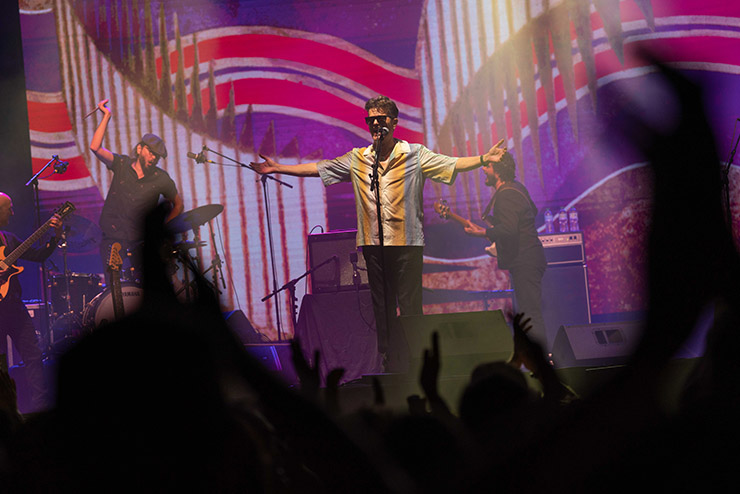 …And the livin' is easy