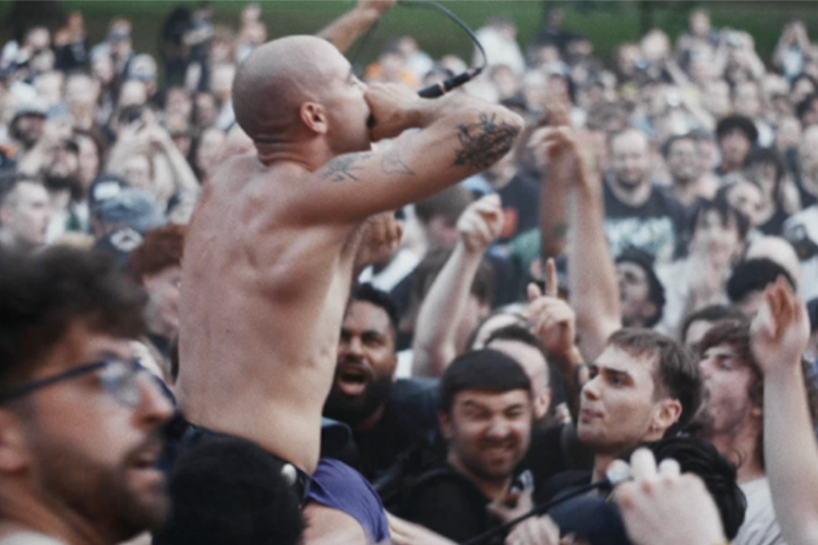 Show Me The Body versionan “Sabotage”, el clásico de Beastie Boys