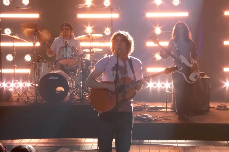 Geese se atreven con “I'm Waiting For The Man” de The Velvet Underground