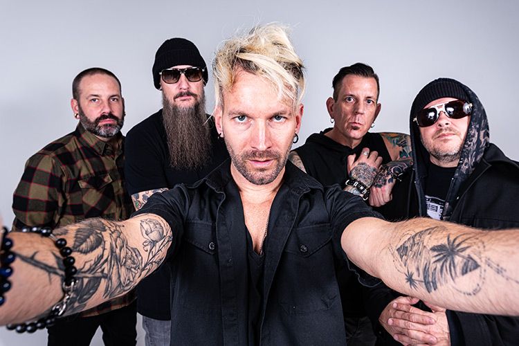 La primera banda de Chester Bennington, Grey Daze, visitará España