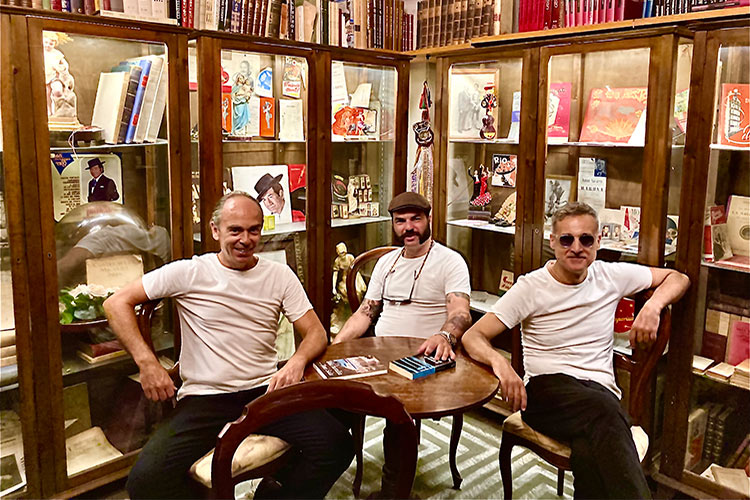 "Valoro a quienes saben modernizarse sin traicionarse"