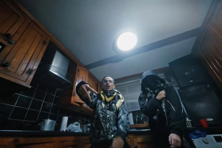 Timothée Chalamet desmiente ser EsDeeKid con el remix de “4 Raws”