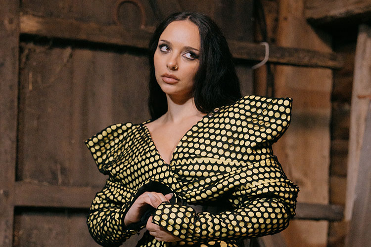 “A los artistas nos cuesta admitir lo mucho que nos encanta la atención”