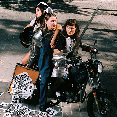 Ahí te pudras, maldita