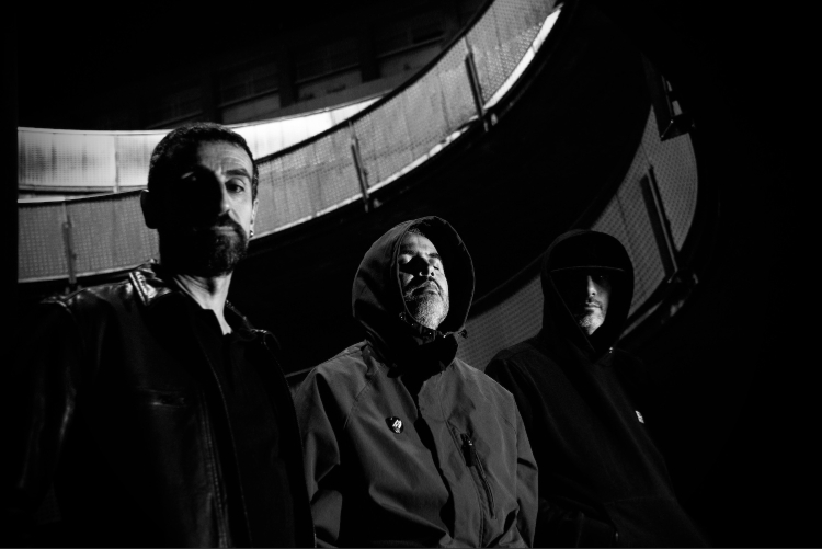 Low Blows adelantan su próximo disco con el single “Vacío”