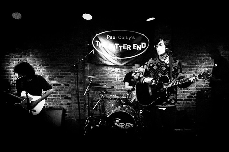 Car Seat Headrest comparten el directo “Live At The Bitter End”