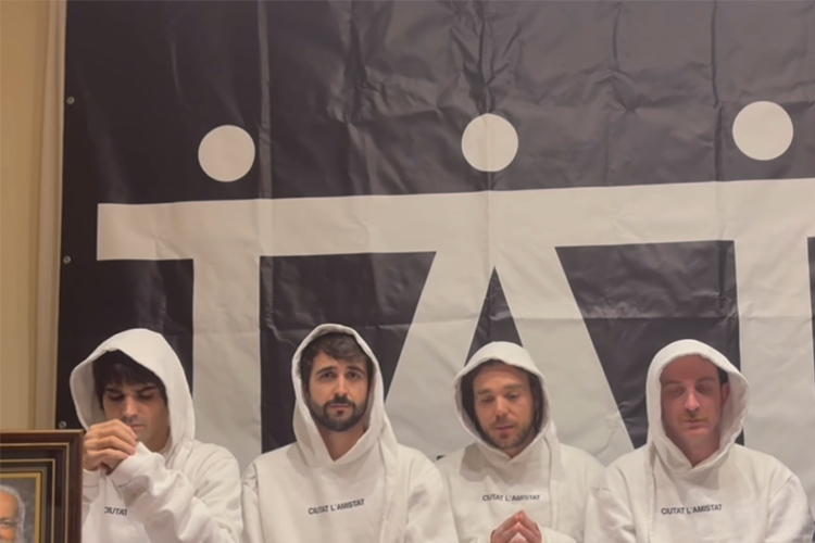 ¿Se han inspirado Ca7riel y Paco Amoroso en los barceloneses Ciutat?