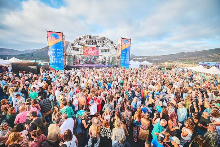 Ginebras anticipan su tercer disco con el single “Vueltas”