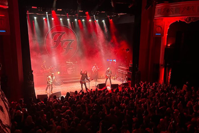 Foo Fighters estrenan “Caught In The Echo” y anuncian película-concierto