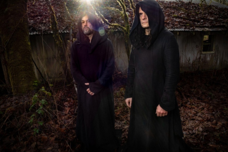 Sunn O))) comparten los quince minutos reptantes de “Butch's Guns”