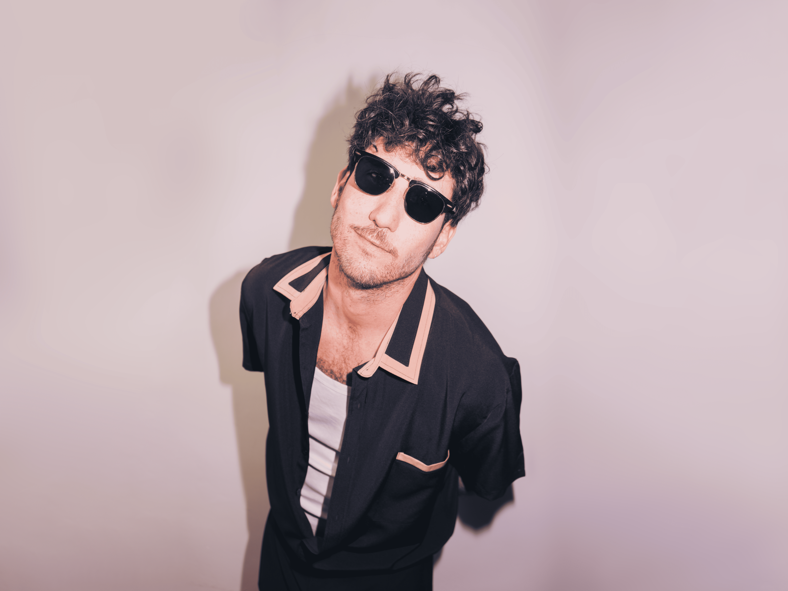 Amatria se inspira en los sonidos cubanos para “Que te cunda”