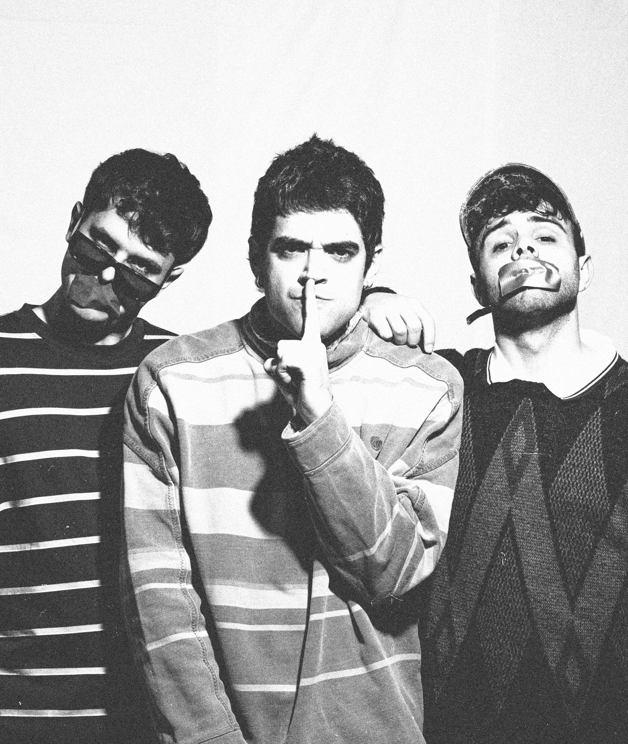 Hanz Ruiz nos deja saborear su nuevo álbum con "Cosquilleo"