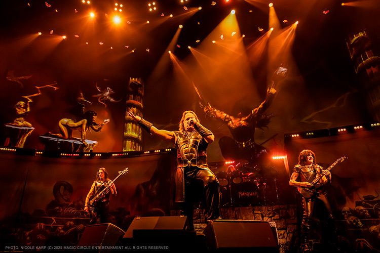 "Puedes escribir canciones imitándonos, pero nunca serán nuestras canciones"