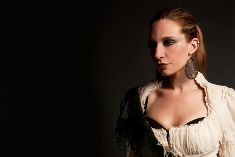 Tori Sparks anuncia “Cabinet of Curiosities”, ambicioso álbum en cinco volúmenes